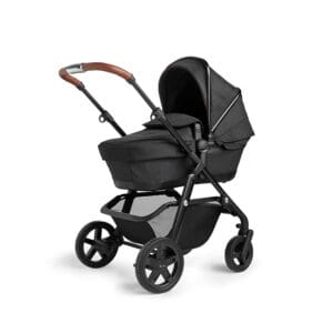 Silver Cross Pioneer Pram with Bassinet